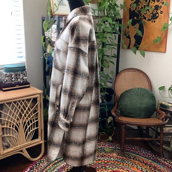 NWT Levi’s Ivory & Brown Plaid Zip Button Midi Maxi Shacket Coat - Picture 2 of 9